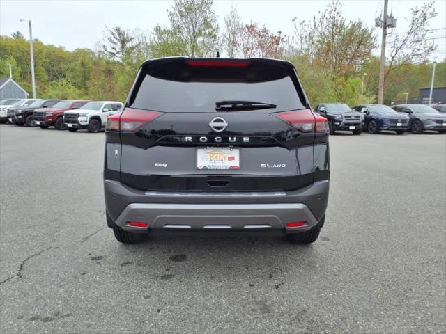 Photo of 2023 Super Black Nissan Rogue