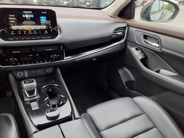 Photo of 2023 Super Black Nissan Rogue