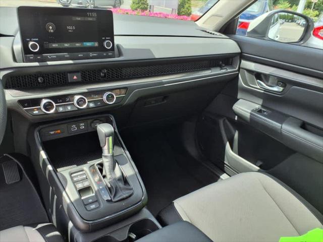 Photo of 2024 Platinum White Pearl Honda CR-V