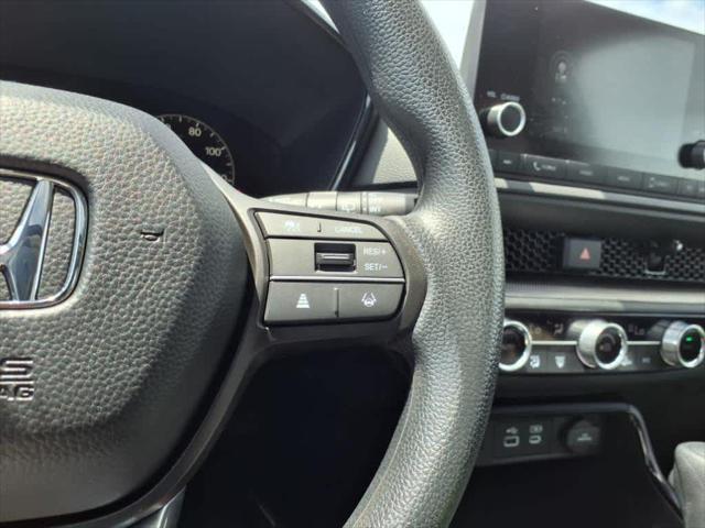 Photo of 2024 Platinum White Pearl Honda CR-V