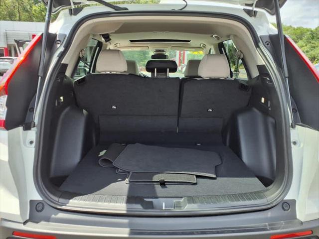 Photo of 2024 Platinum White Pearl Honda CR-V