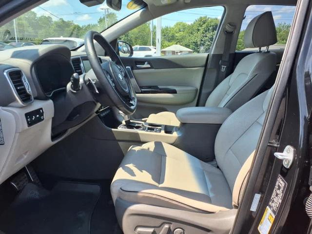 Photo of 2019 Black Cherry Kia Sportage