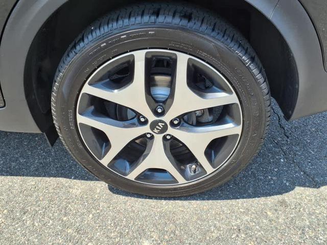 Photo of 2019 Black Cherry Kia Sportage