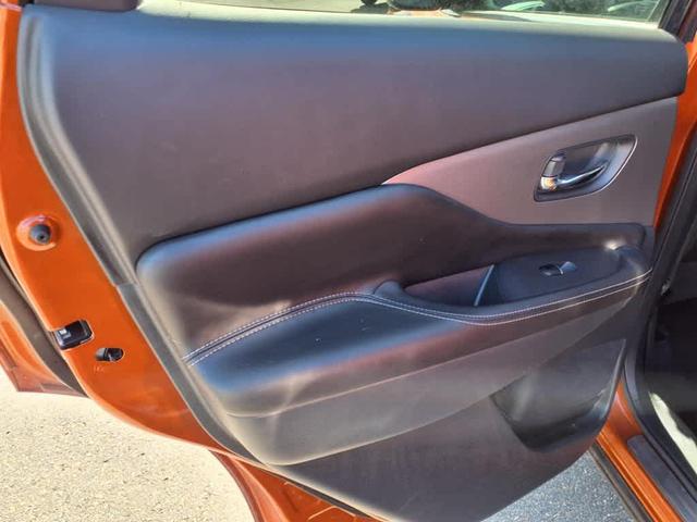 Photo of 2022 Sunset Drift Chromaflair Nissan Murano