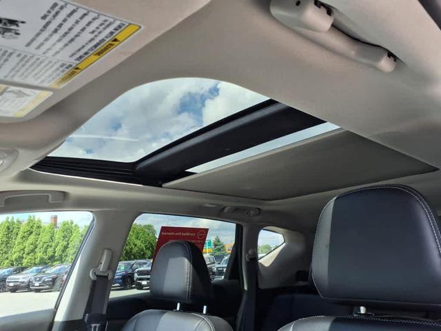 Photo of 2023 Super Black Nissan Murano