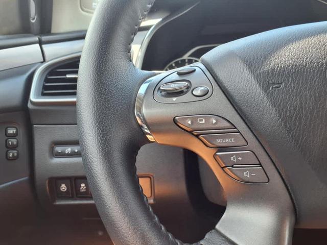 Photo of 2023 Super Black Nissan Murano