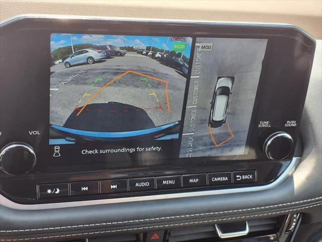 Photo of 2022 Super Black Nissan Rogue