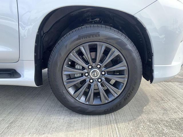 Photo of 2021 Starfire Pearl Lexus GX 460