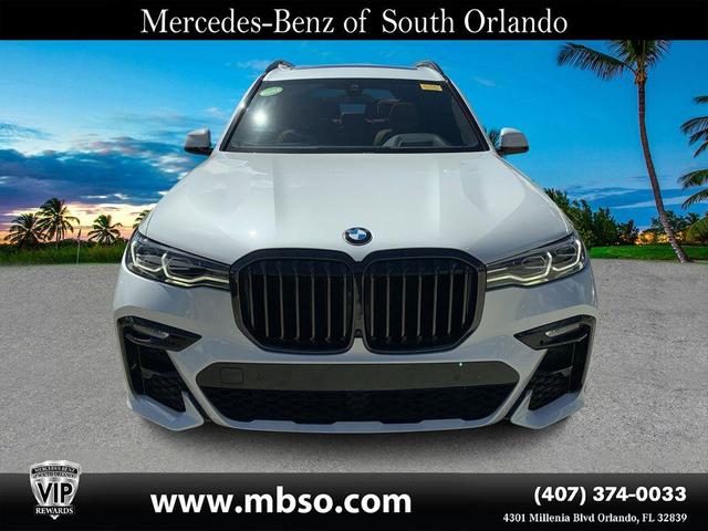 Photo of 2022 Mineral White Metallic BMW X7