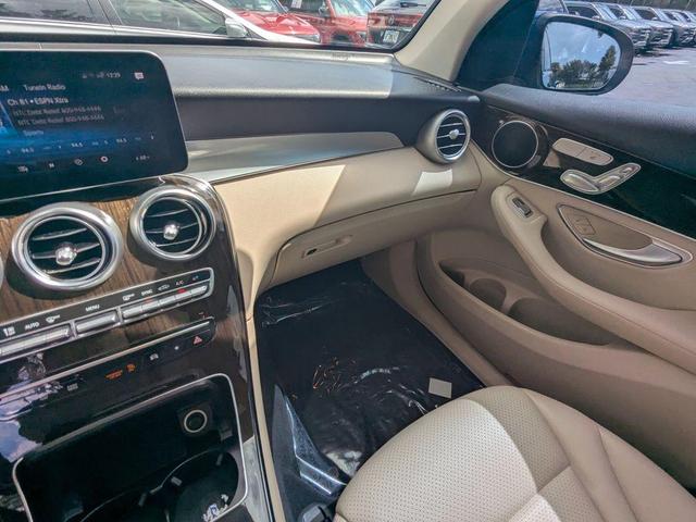 Photo of 2021 Brilliant Blue Metallic Mercedes-Benz GLC 300