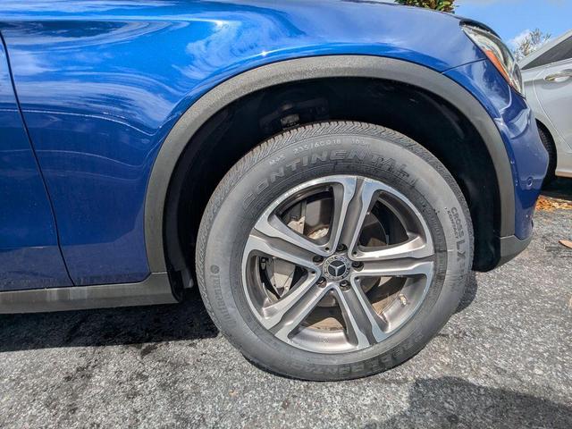 Photo of 2021 Brilliant Blue Metallic Mercedes-Benz GLC 300