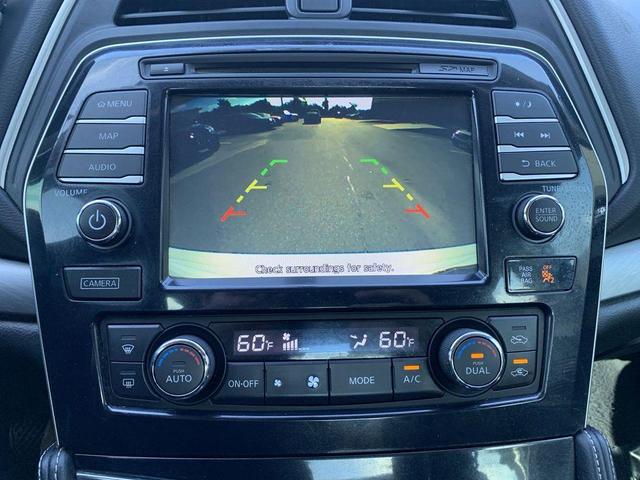 Photo of 2018 White Nissan Maxima