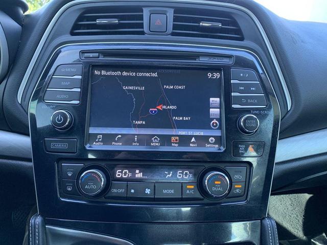 Photo of 2018 White Nissan Maxima