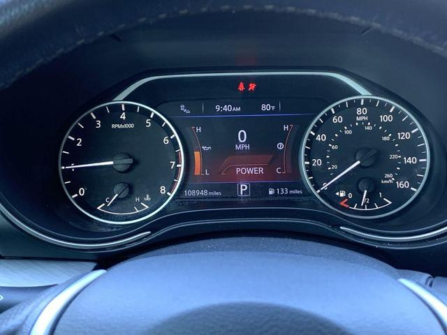 Photo of 2018 White Nissan Maxima