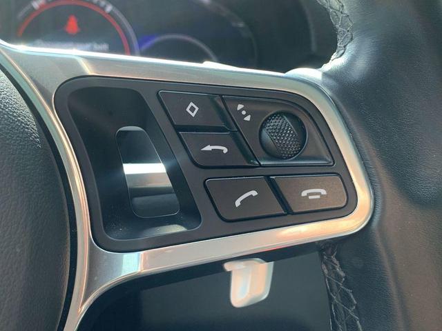 Photo of 2022 Blue Porsche Cayenne