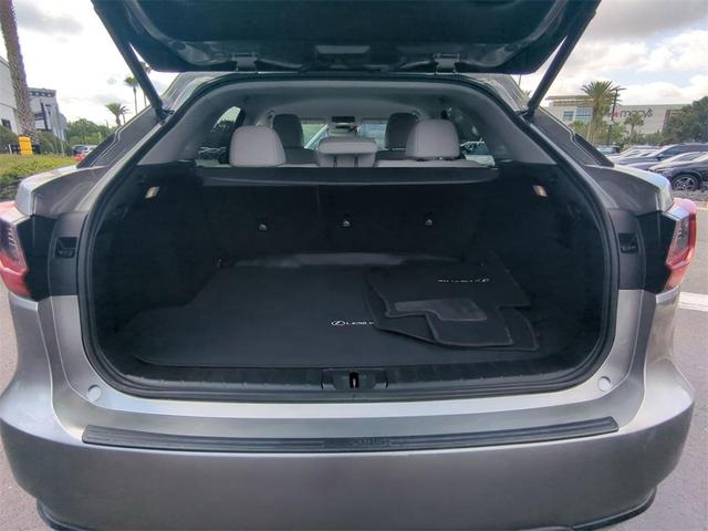 Photo of 2022 Atomic Silver Lexus RX 350