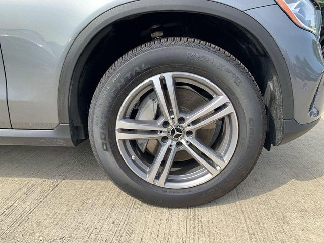 Photo of 2021 Selenite Gray Metallic Mercedes-Benz GLC 300