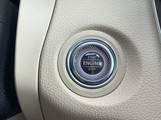 Photo of 2021 Selenite Gray Metallic Mercedes-Benz GLC 300
