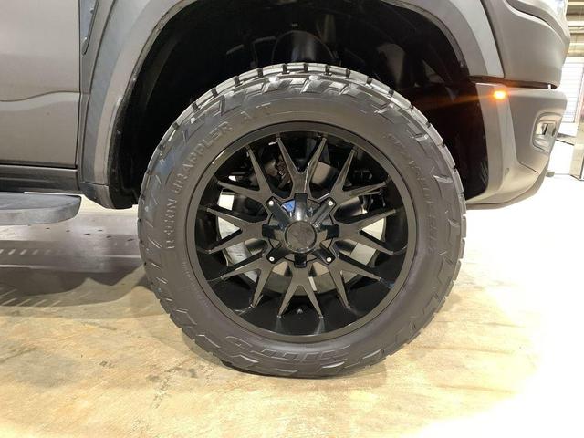 Photo of 2021 Billet Silver Metallic Clearcoat RAM 1500