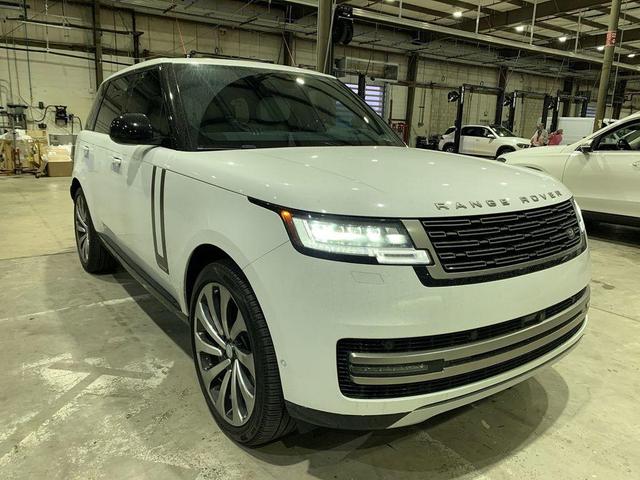 Photo of 2025 Fuji White Land Rover Range Rover