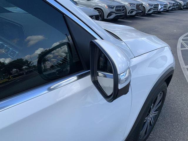 Photo of 2024 Polar White Mercedes-Benz GLE 350