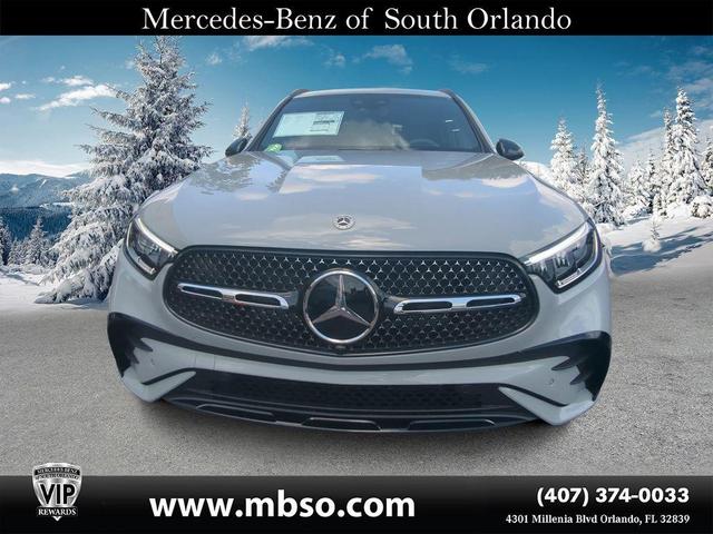 Photo of 2025 Alpine Gray Mercedes-Benz GLC 350e