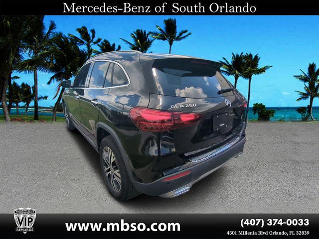 Photo of 2025 Midnight Black Mercedes-Benz GLA 250