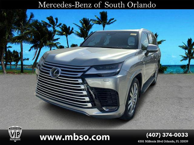 Photo of 2022 Atomic Silver Lexus LX 600