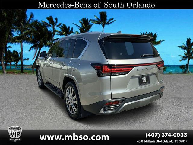 Photo of 2022 Atomic Silver Lexus LX 600