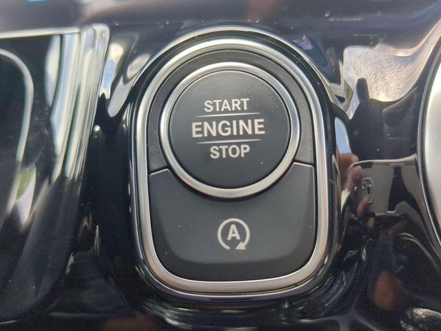Photo of 2025 Polar White Mercedes-Benz GLA 250