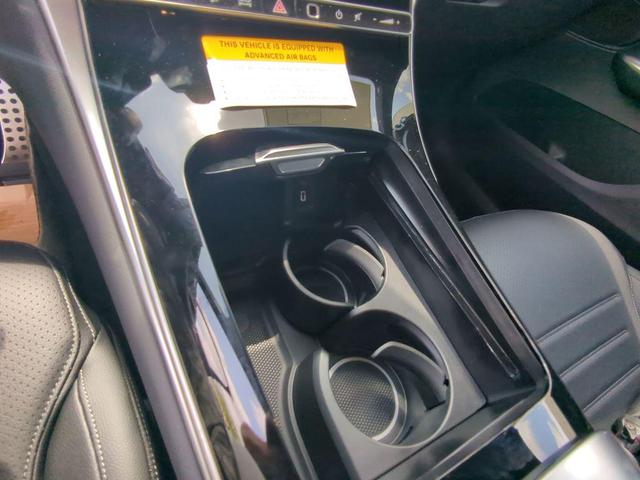 Photo of 2025 Black Mercedes-Benz GLC 350e