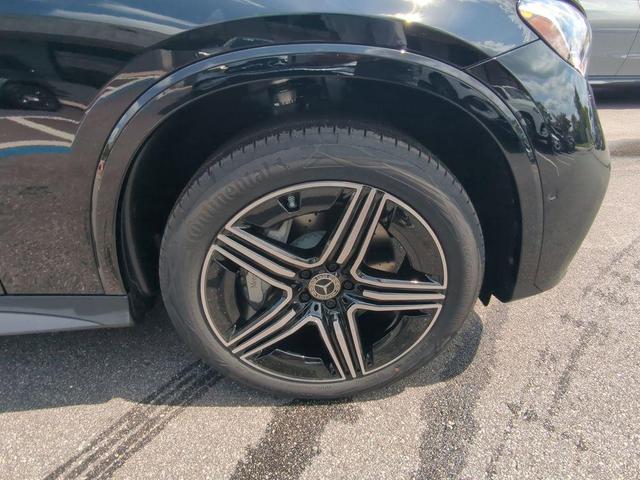 Photo of 2025 Black Mercedes-Benz GLC 350e