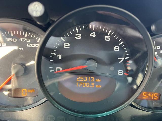Photo of 2003 Black Porsche 911