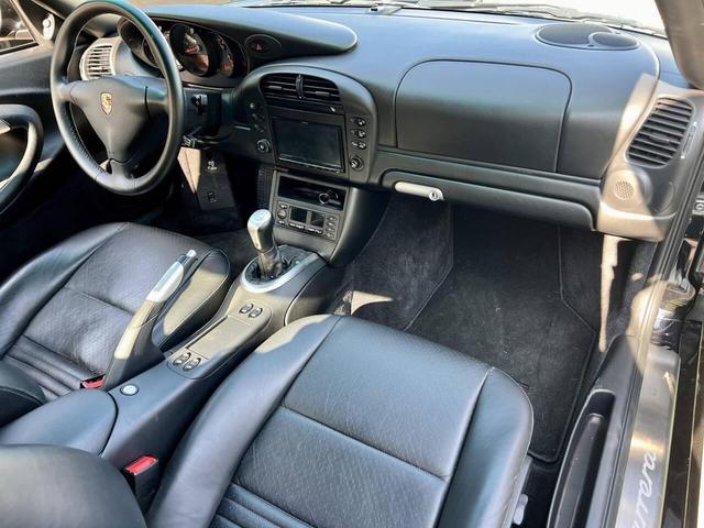 Photo of 2003 Black Porsche 911