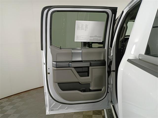 Photo of 2021 Oxford White Ford F-250