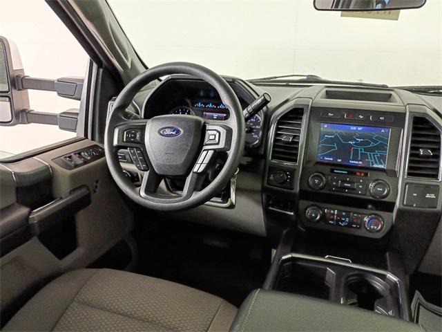 Photo of 2021 Oxford White Ford F-250
