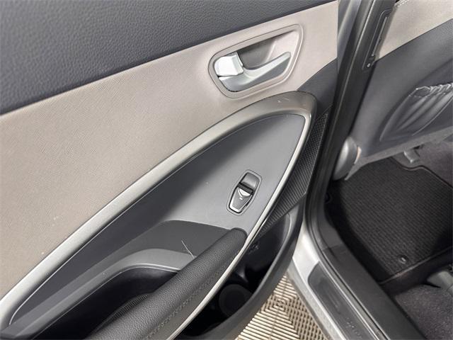 Photo of 2017 Iron Frost Hyundai SANTA FE