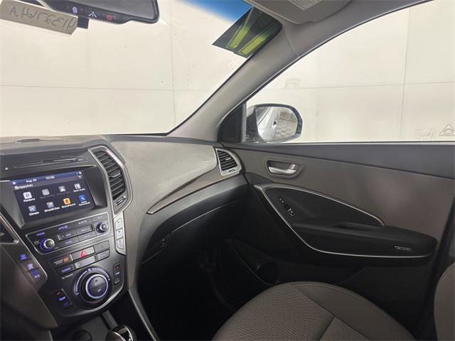 Photo of 2017 Iron Frost Hyundai SANTA FE