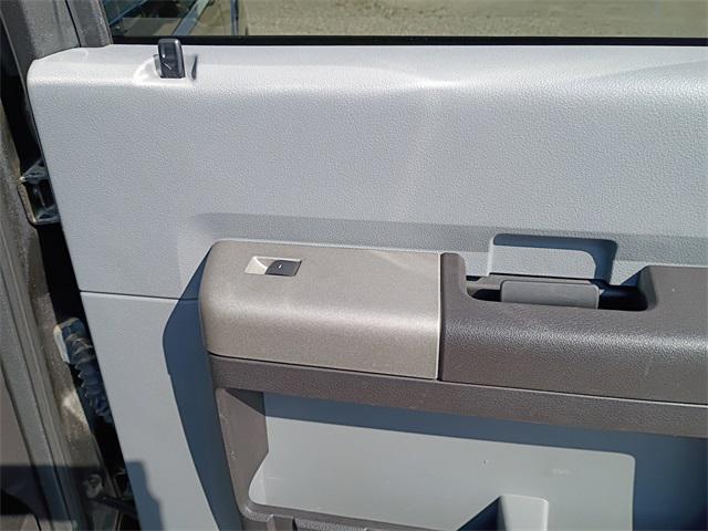 Photo of 2016 Magnetic Metallic Ford F-350