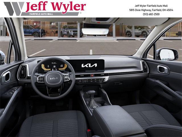 Photo of 2025 Glacial White Pearl Kia Sorento