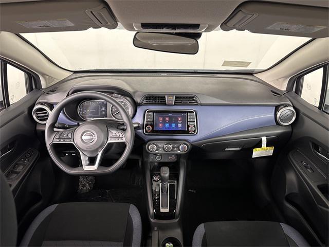Photo of 2025 Brilliant Silver Metallic Nissan Versa