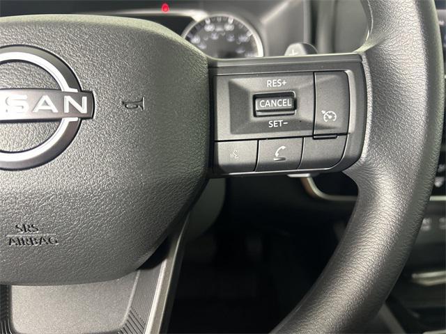 Photo of 2025 Everest White Pearl Nissan Rogue