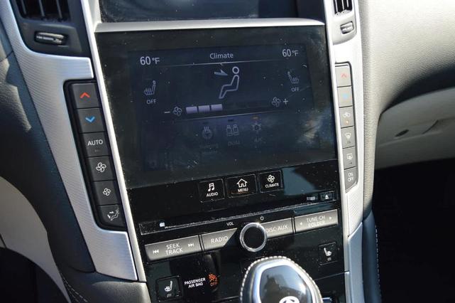 Photo of 2022 Midnight Black INFINITI Q50