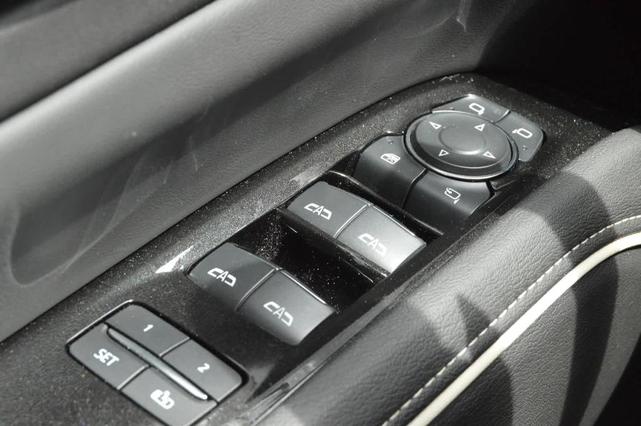 Photo of 2024 Crystal White Tri-Coat Cadillac Escalade