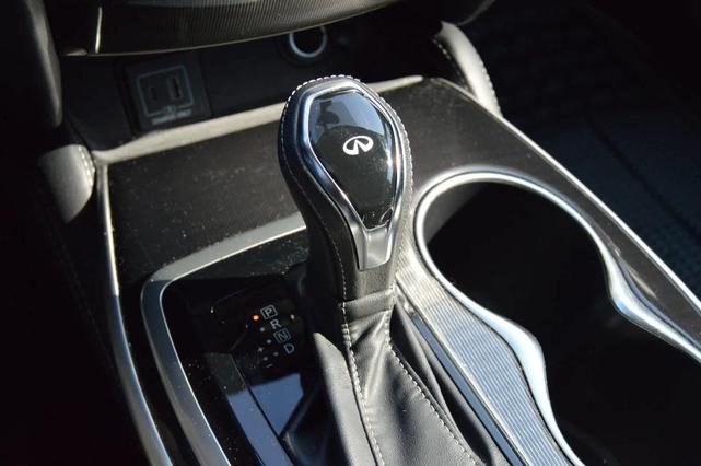 Photo of 2020 Black Obsidian INFINITI QX60