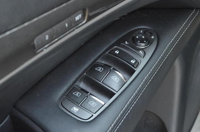 Photo of 2020 Black Obsidian INFINITI QX60