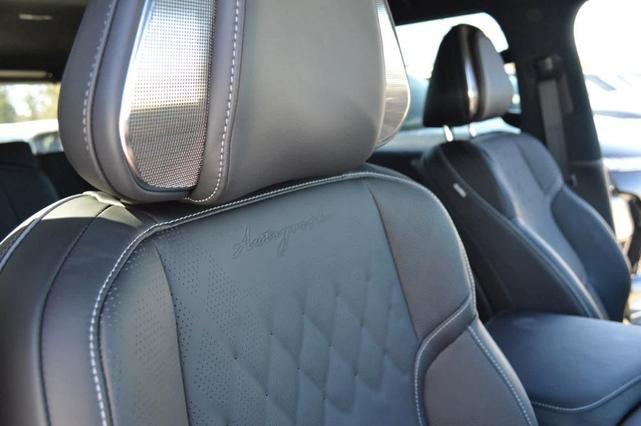 Photo of 2025 Diamond Black INFINITI QX80