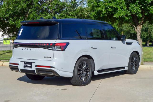 Photo of 2025 Diamond Black INFINITI QX80