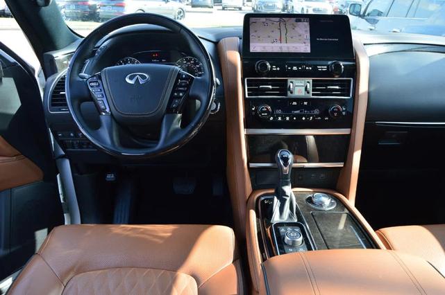 Photo of 2024 Aspen White INFINITI QX80