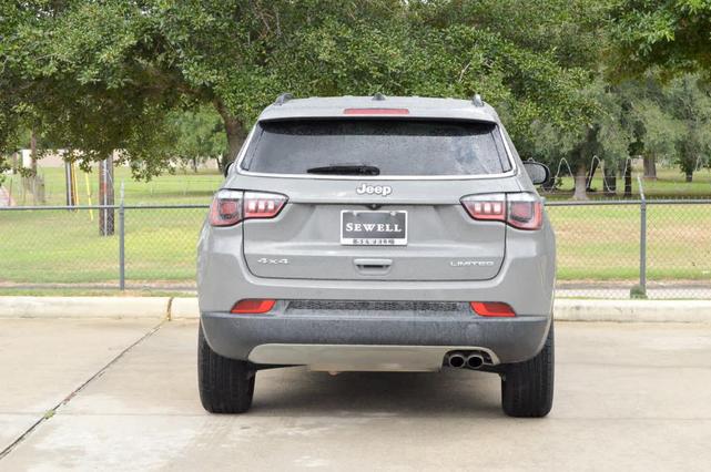 Photo of 2021 Sting Gray Clearcoat Jeep Compass
